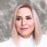 alignwithrenata (Renata Taravski ✨Astrologer & Business Mentor)