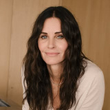 courteneycoxofficial (Courteney Cox)