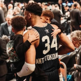 giannis_an34 (Giannis Ugo Antetokounmpo)