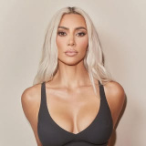 kimkardashian (Kim Kardashian)