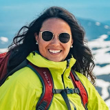 kyanasue (Kyana Sue Powers • Adventure Travel • Iceland)